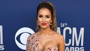 In her new york times bestselling book just jessie, jessie james decker invited fans into her life, sharing personal moments, honest recollections, and a window into life. Jessie James Decker Gives Update On Son S Condition After He Was Hospitalized Entertainment Tonight