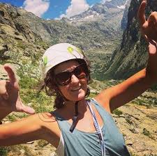 There are several dating apps that claim to be the top tinder alternatives. Cougar 41 Says Sex Life S Better Than Ever With Lonely Cub Tinder Hook Ups Mirror Online