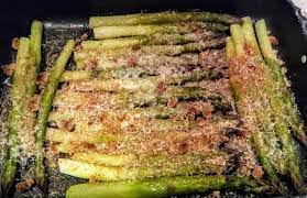 Asparagi Gratinati Al Forno Ricetta Veloce E Facilissima Ricette Asparagi Ricette Contorni