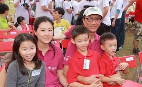 This is a list of members of the 11th national people's congress. 42å²è·³æ°´çš‡åŽä¼æ˜Žéœžç˜¦èº«æˆåŠŸ67å²è€å…¬æŒºèº«æ¾„æ¸…ç»¯é—»