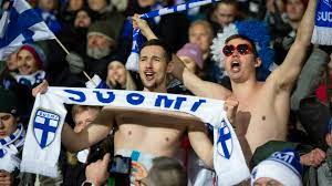 Teammates formed a shield around the former tottenham man, while fans inside the stadium were clearly stunned by the. Krotna2snoypzm