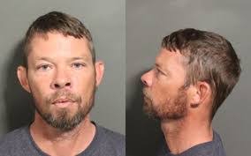 Dustin Crowe's Instagram, Twitter & Facebook