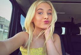 As of 2021, she is 15 years old with a height of 5 feet and 2 inches. Alabama Luella Barker Grosse Gewicht Alter Korperstatistik