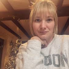 Bev Holoboff Photography added...