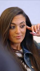 Well, this is awkward 😬 Ron and Sam come face-to-face for the first time  in years 👀 #jsfamilyvacation