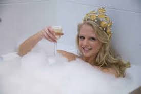 Annelien en olivier zijn in november 2017 getrouwd, ze hebben gewacht tot hun kinderen oud genoeg waren. Gold Beautiful Een Miss Van De Buiten De Standaard Mobile