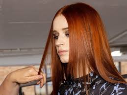 Capelli rossi 2022: le tonalità più belle che vanno di moda