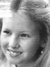 Twelve year old sian kingi lived with her parents barry and linda in noosa heads, queensland, australia. Sgt4xpi2cz3kxm