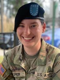 Erin Saylor's Instagram, Twitter & Facebook