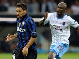 La gente ve la gloria pero no sabe la historia !! Inter S Mauro Zarate Has A Jibe At Francesco Totti Ahead Of Roma Serie A Clash Goal Com
