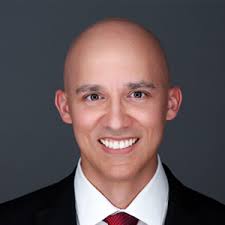 Dr. Daniel Escalante