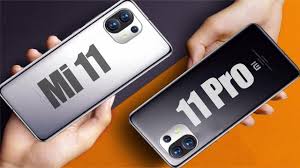 The smartphone should be equipped with a super amoled panel with 120hz refresh rate along with quad hd+ resolution. Xiaomi Mi 11 Pro Release Date First Live Look Latest Features Specs New Chipset Confirmed Youtube