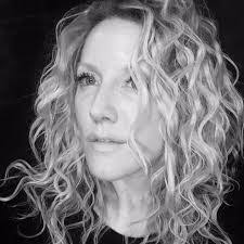 Dena Maynard's Instagram, Twitter & Facebook