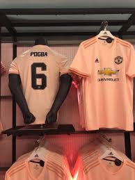 Jun 19, 2021 · manchester united transfer news recap man utd make second jadon sancho bid, new kit leaked, varane and sergio ramos interest. Man United News On Twitter Thoughts On The New Kit Mufc
