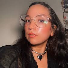 Mama mouse (@mikaelasaysso)