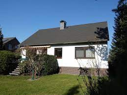Viele menschen spielen mit dem gedanken, in wunstorf ein haus zu kaufen. Haus Zum Verkauf 31515 Wunstorf Blumenau Mapio Net