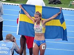 Lotta schelin, de son vrai nom charlotta eva schelin, née le 27 février 1984 à trångsund, est une footballeuse internationale suédoise. Lotta Schelin Height How Tall Is Lotta Schelin