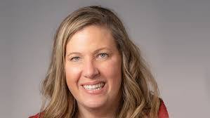 Deb Curry's Instagram, Twitter & Facebook