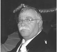 Amanda Gaw's Instagram, Twitter & Facebook