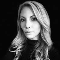 Lauren Savarese's Instagram, Twitter & Facebook