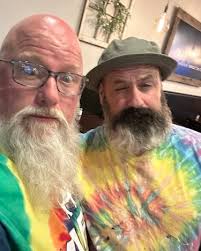 2 friends, Thom Jennings and Jack Burris, share wisdom and wit in new  podcast