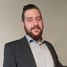 Från ekonom i Aleppo till arbetsförmedlare i Malmö