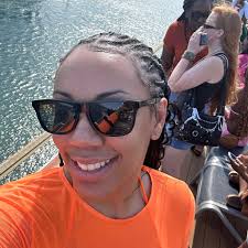 How do custodians' overtime and penalty hours work for 12-hour and 8-hour  shifts?