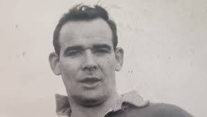 Genie Kelly's Instagram, Twitter & Facebook