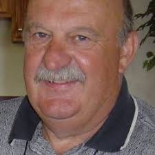 Susan Plourde's Instagram, Twitter & Facebook