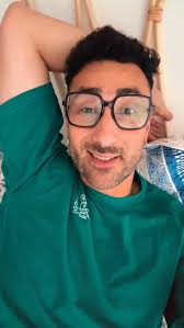 Conociendo a La Combo 🐢! Hoy es el turno de Felipe Machuca, más conocido  como @machuca__ Trompetista de La Terrible Pulenta. Déjale tu mensajito de  amor al Machuca en los comentarios 🫶🏻