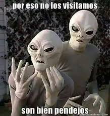 It is a popular mobile console game where game players glide into a battle front with only one player emerging victorious. Memes Chistes Graciosos Posts Facebook