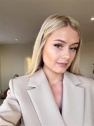 Lina Morse's Instagram, Twitter & Facebook