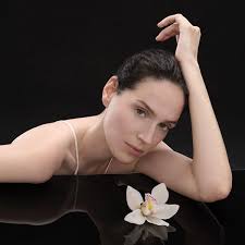 LOEWE Iris Root Archives