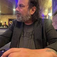 Bernie Guerra's Instagram, Twitter & Facebook