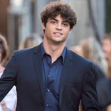 Centineo showed fans just how he's transforming in two photos posted to his instagram with the cheeky caption, the question is. Noah Centineo Recalls Experience Of Getting Followed At The Airport E Online Uk