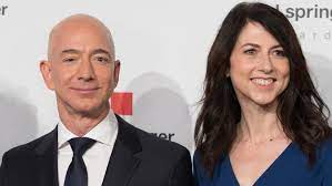 Forbes kembali merilis daftar terbaru dari orang terkaya di dunia untuk tahun 2021. Usai Bercerai Jeff Bezos Tak Lagi Orang Terkaya No 1 Di Dunia Bisnis Liputan6 Com