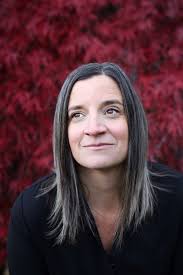 This introvert sitting in front of a tree is pleased as punch to announce  the launch of “Guitar for Introverts,” the newest member of The Fretboard  Journal family of podcasts. For this