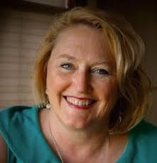 Amazon.com: Called by Name: 365 Daily Devotions for Catholic Women eBook :  Wahlquist, Kelly M., Bormes, Alyssa, Gingras, Allison: Tienda Kindle