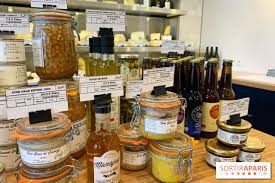 Frescolet L Epicerie Fromagerie Du Sud Ouest A Pigalle En 2021 Fromagerie Epicerie Vin Et Biere