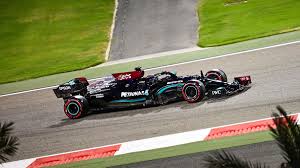 2021 ist der große preis zurück in dem stadtstaat. Gp Bahrain Mercedes Geht Die Luft Aus Topspeed Macht Silberpfeilen Sorge Beim Saisonstart Eurosport