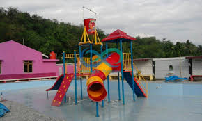 Beragam aktivitas bisa dilakukan di kolam renang galaxy tirtamas. Ember Tumpah Waterboom Perosotan Kolam Renang Air Harga Jual Fiberglass