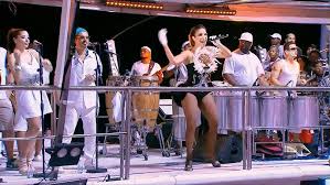 Acelera aê (noite do bem) / festa / sorte grande. Ivete Sangalo Canta Sucessos De Daniela Mercury E Claudia Leitte Band Folia 2020 Youtube