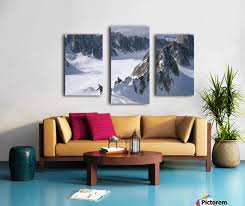 As the temperatures dive downward and the world around us looks ever greyer and bleaker, the dark days of winter may be the best time to dream about (and execute) a master bedroom revamp after all, surrounding yourself with shades and. Mountaineer Climbing On Narrow Ridge In Kichatna Mtns Denali National Park Interior Alaska Winter Pacificstock