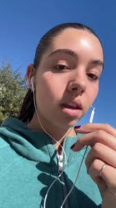 Any advice plzzzz help!!!! 🏃🏻‍♀️ #halfmarathon #runnerstoe #dermatologist  #purpletoes #bruisedtoes #dallas #bmwdallasmarathon #fyp