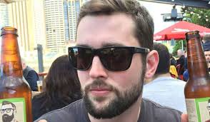 Aussie tourist arrested in States for overstaying visa by an HOUR