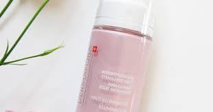Clarins Eclat Minute Instant Light Radiance Boosting Complexion Base From Your Apotheker With Love Dermafora Hautpflege Heypretty Ch Hautpflege Gesunde Haut Und Pflege