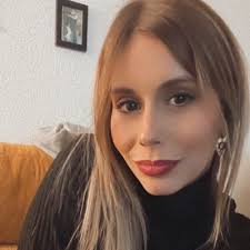 Fabiola Exposito (fabiola_geminis@)