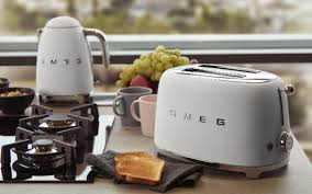 Shop our range of kitchen appliances at myer. Smeg S Kettle And Toaster Sets Have A New Matt Look