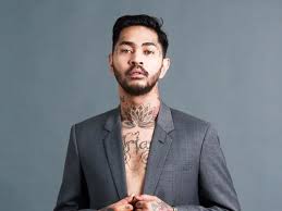 Setelah potong rambut dan punya model rambut pria yang disukai wanita, kamu juga perlu melakukan perawatan supaya rambut kamu tetap keren di situasi apapun. Musisi Ini Tahu Pemeran Video Syur Sebelum Gisel Buat Pengakuan Ke Polisi Entertainment Fimela Com