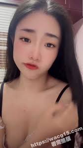 51吃瓜- 抖音快手主播闪现露点真怀疑她们就是故意的这就是为了吸粉搞的噱头但看着是真的很刺激啊！ - 51cg.fun